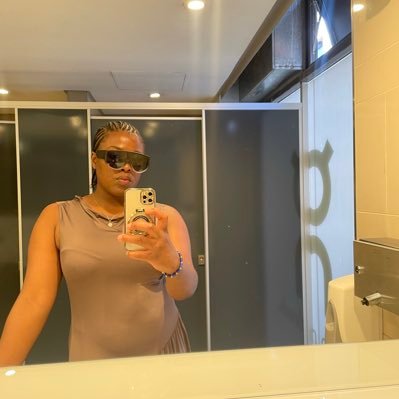 PortiaN90013660's profile picture. 📍Cape Town|♐ Sagittarius |🧑‍🎓 Alumna| Data Analyst| Freelancer 👩🏾‍💻| Entrepreneur