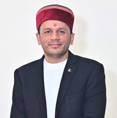 AnoopBahukhand6's profile picture. उत्तराखंड का मूल-निवासी, 
निष्ठुर आलोचना व स्वतंत्र विचार ✍️ 
किसी से निजी द्वंद्व नहीं । व्यवस्था में सुधार के लिए कठोर लिखता हूं। अच्छा न लगे तो ब्लॉक करें 🙏