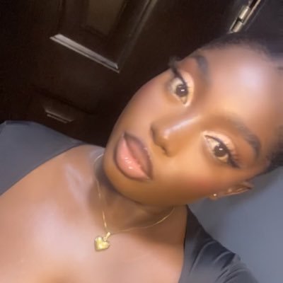 Morayo_ari's profile picture. misunderstood princess.