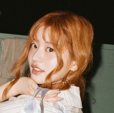 claraisstudying's profile picture. #studytwt : acompanhe minha jornada como vestibulanda de medicina em busca da aprovação na ufmg.ㅤㅤㅤㅤㅤㅤ