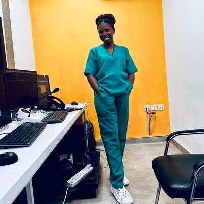 liliola8's profile picture. _registered nurse and a hair vendor 
- Easy going 
_Smart and Unique