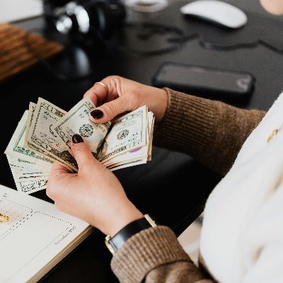 damon0100991's profile picture. 