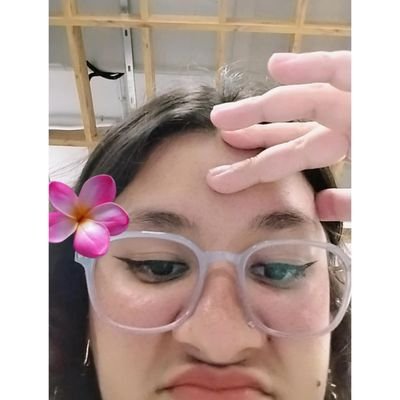 Khxlxxsii's profile picture. Postponing life, one day at a time.