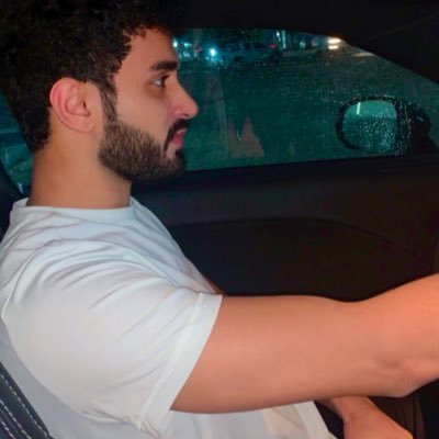 akma_v8's profile picture. 31 | Tweeting sometimes .. gaming | anime | Gym ~