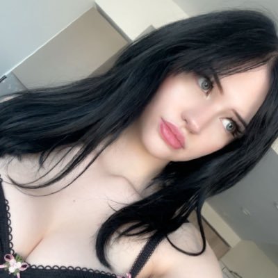 himeryuk's profile picture. 22! your favourite internet girl come yap! 💕