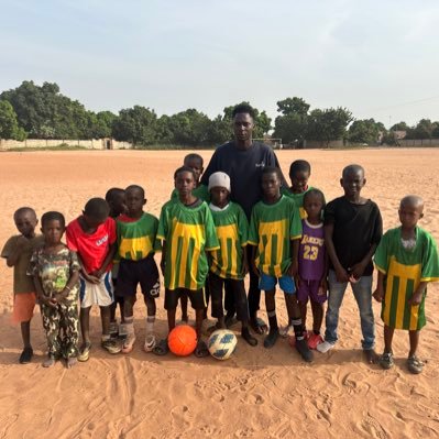 CTouray80665's profile picture. Allah is one ☝️