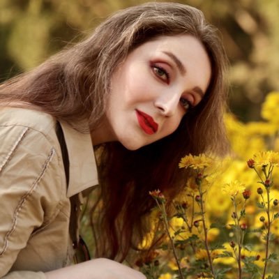 مـــــ🌛 سارای 🌜ــــاه زرد Profile