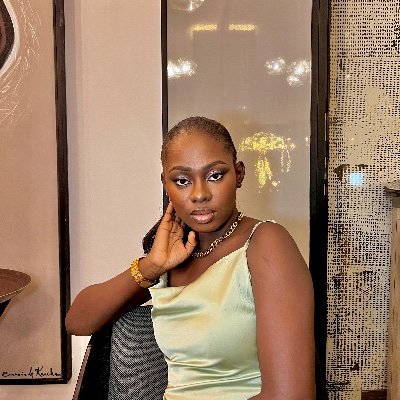 adwowa_'s profile picture. 🇬🇭Medical Doctor🩺||Best Kente Plug (@nanas_kente on IG)||Living to please an audience of ONE 💕🙏🏾