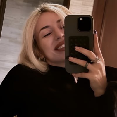 nicci_avamax's profile picture. ava max ♡ madison beer @chelseafc