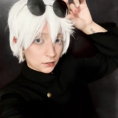 suprarosepale's profile picture. the alien princess in my alien attire 👽