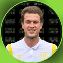 Josslebreton's profile picture. « 𝙊𝙉 𝙅𝙊𝙐𝙀 𝘾𝙊𝙈𝙈𝙀 𝙊𝙉 𝙎’𝙀𝙉𝙏𝙍𝘼Î𝙉𝙀 »             Éducateur de football • BEF UEFA A • Découvre mes programmes d’entraînement football 👇