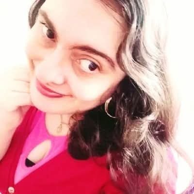 lucianaaviila's profile picture. Perfil Oficial · Gaúcha · Cursando Espanhol · Redes Sociais Abaixo