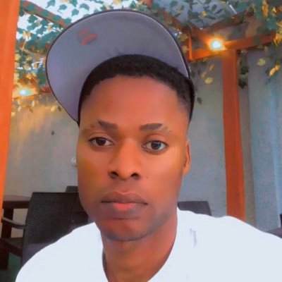 taroeed's profile picture. Ruddy🎭 with pound sign. @wizkidayo FC🦅@chelseafc💙