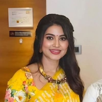 queenroysmeeta's profile picture. Kisiki biwi kisiki momy kisiki bhabi