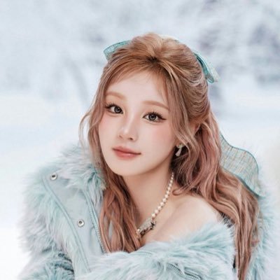 YuqiVirus's profile picture. 💜 Yuqi Miyeon Soyeon Minnie Soojin Shuhua 💜