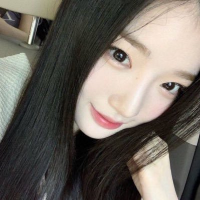 ejyoen's profile picture. luv id evea ♡