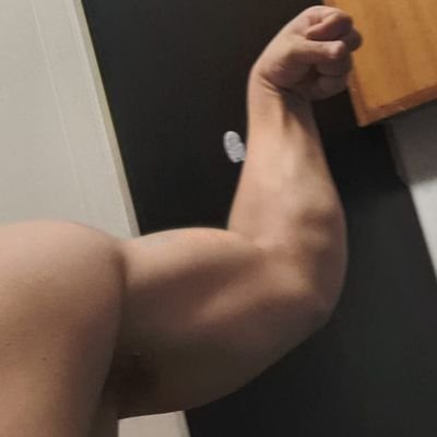 ovrload23's profile picture. Findom King, Straight, 21, Here to r@pe your wallets 👑👑💸💸

NEVER APPROACH ME WITHOUT TRIBUTING FIRST! AND BRING RECEIPTS, THIS AIN'T NO FKN CHARITY