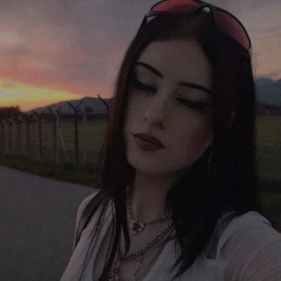 bleachbonees's profile picture. Schneewittchen in echt𐔌՞. .՞𐦯.𖥔 ݁ ˖                         priv: @alkoholfotze °❀⋆.ೃ࿔*:･