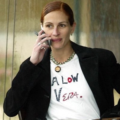 riaam041's profile picture. 