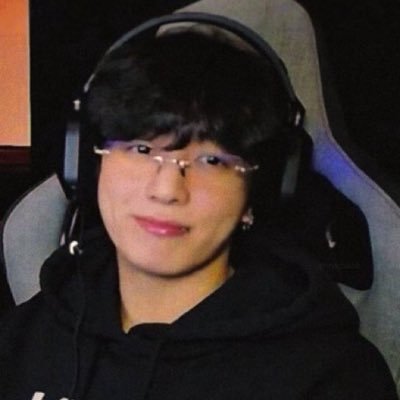 CassieDrennen's profile picture. BCDtrade usn: cass_army // PartyPartyYeah~ OT7 💜 아포방포