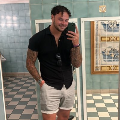 Harrynorris24's profile picture. 