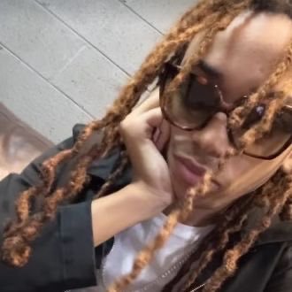 MlLFSTAR's profile picture. fashion whore