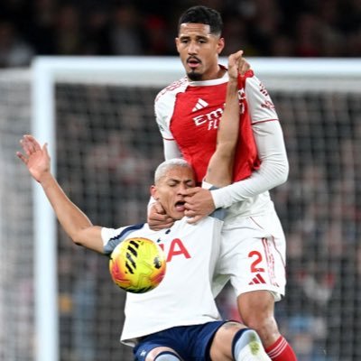 huncho_st's profile picture. The @Arsenal | @DallasCowboys fan ✭ | ⚽️🏈🥊🎾⚾️🏀