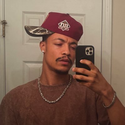 artofbam_'s profile picture. ✞ but with God | CAU alumni