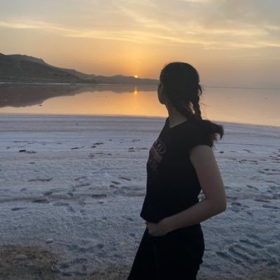 persianauspices's profile picture. دوستدار‌حیوان‌ها، همون دکتره که آنتی‌بیوتیک نمینویسه، بدون سهمیه، مترجم، مامان بارنی، کهنه کار توییتر، از فالو بک دادن به افرادی که فالویینگ بالا دارند معذورم