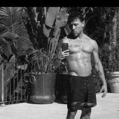 EdwardKeyon's profile picture. Love watching arrow  and Grimm and the flash and supernatural lov Pokémon lov watching USA shooter Brooklyn 99 fan and Lucifer Fan