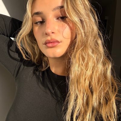 irevazquezz's profile picture. 🌊