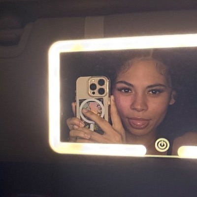 MiaJames2907's profile picture. 