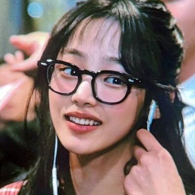 theworldsavamp's profile picture. 🕷 🎮 🧢 | baby collector #SOPHIA & #MINJI