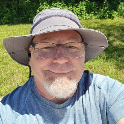 JOHN_dvf's profile picture. People who love life will never have a bad life