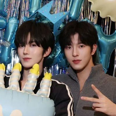 sailorlwj's profile picture. music lover, punk rocker - multi 💎❤️🤍💚💖 - MDZS - Desire4 - Batfam - Dramas - Comics - Mangas - The Moon 🌙