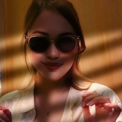 HeiiiSasha's profile picture. ♍. #KTBFFH. It's my 'Freedom Land'.