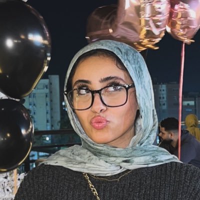 angrytoto8's profile picture. yes she is me and I’m her