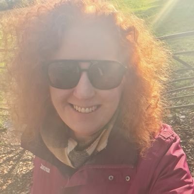 EmmaJanesLife's profile picture. ❤ Gardening 🌱 
Baking 🍰  
Nature 🐝 
Tea ☕ 

Also Wine 🍷 
Mum of 2 humans 1 dog 🐕 

Please don't group tag me 💛