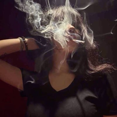 athvlr's profile picture. neon enjoyer for ?? @AzumeVLR @Ayouvlr ღ