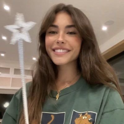 selfisshbeer's profile picture. 🥼🌞🧚🏼✨🤍                            been here since melodies