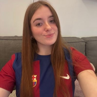 pauulaalopez's profile picture. 💙❤️