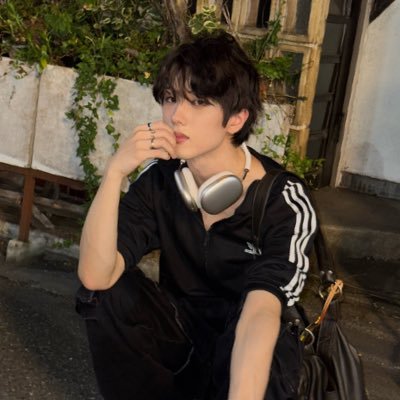 ladyluvpjs's profile picture. 