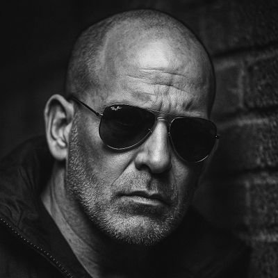 ouzo38's profile picture. مصري من بتوع ما قبل الثورتين اللي كان بيقول ع الحلو حلو و الوحش وحش و عادي انتقد الرئيس و الوزراء و عادي كنت أقول نكت ع الريس من غير ما حد 🫵يخوني او يأخوني