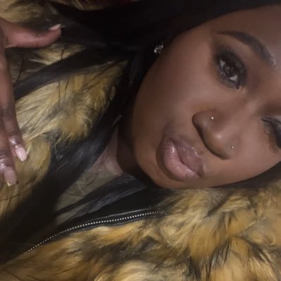 bukironke's profile picture. founder of ronkeratelier, tech babe 🤍