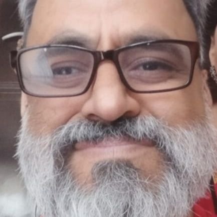 BWRALOK's profile picture. Follow जरूर करें। 💯 % Follow back मिलेगा।  Post graduate and have many kind of diploma course