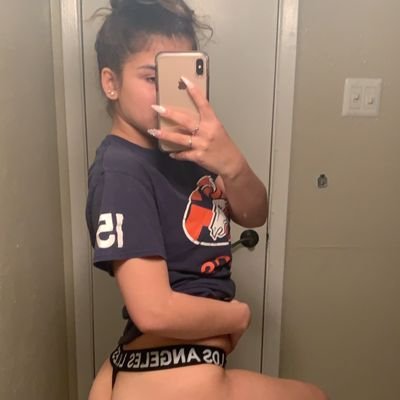 sexcxxbaybe's profile picture. 💙 I'm a naughty contents creator Dm for exclusive facetime show +18 respond fast on telegram https://t.co/4x4DHlNjgp ……….ask for menu 😋