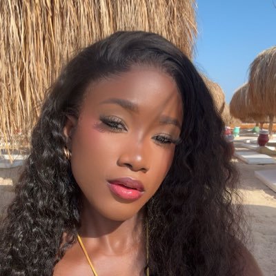 _akpet's profile picture. We rise by lifting others!