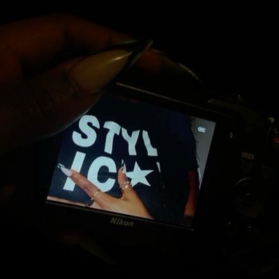 lknaay's profile picture. twenty