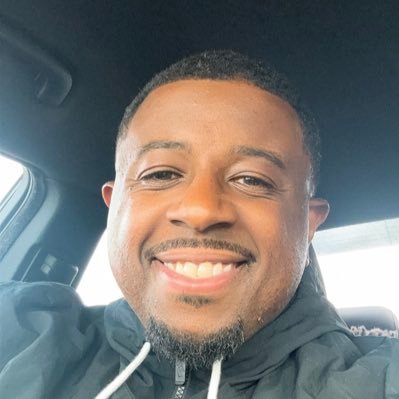 DrewThaQue's profile picture. I'm just here to watch y'all talk 💩 . #CorporateThuggin #Techie 💻 #ATLSportsFan #MiamiHurricanes #QueDawg 🐶 #HBCUGrad #TennesseeStateUniversity