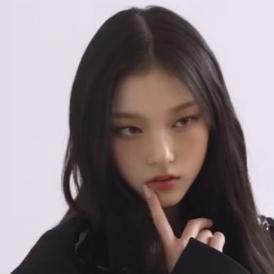 miumiugirlll's profile picture. 🧚‍♀️𝚙𝚘𝚎𝚖𝚜, 𝚌𝚊𝚙𝚙𝚞𝚌𝚌𝚒𝚗𝚘 𝚊𝚗𝚍 𝚒𝚍𝚘𝚕𝚜